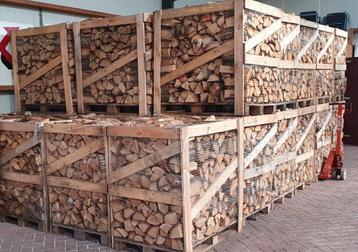 Eik ovengedroogd haardhout - 1 kuub gestapeld beschikbaar voor biedingen