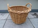 Grote solide riet gevlochten mand met hoge oren., Huis en Inrichting, Woonaccessoires | Schalen en Manden, Mand, Rond, Ophalen of Verzenden