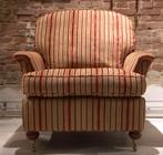 Schitterende engelse clubfauteuil met poef, Huis en Inrichting, Fauteuils, Ophalen, Zo goed als nieuw