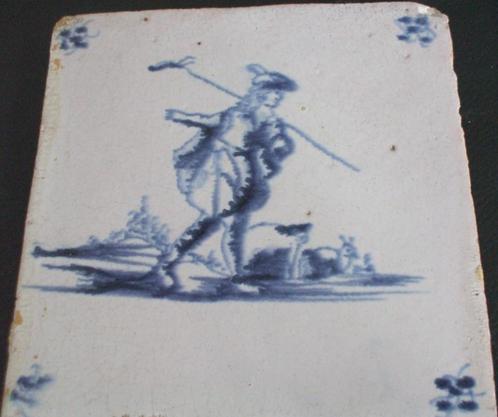 Antieke -Tegeltje- Man met Stok -Vintage, Verzamelen, Overige Verzamelen, Gebruikt, Ophalen of Verzenden