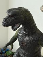 Speelgoed dinosaurus groen met bewegende armen en poten!, Verzamelen, Beelden en Beeldjes, Ophalen of Verzenden, Zo goed als nieuw