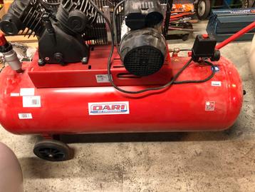 Compressor DARI/ luchttank 150 L beschikbaar voor biedingen