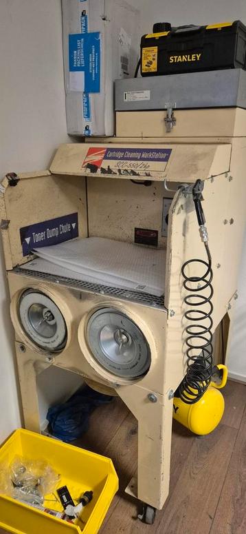 Cartridge clearing workststion beschikbaar voor biedingen