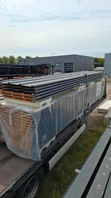 Sandwich Dakpanelen 40 / 70 - 315,92 m2 € 24,50 per m2 beschikbaar voor biedingen