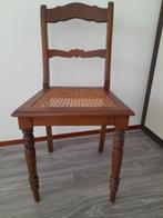 Vintage oud sloeltje met webbing zitting mooi als decoratie., Ophalen