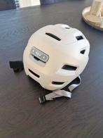 Fietshelm - MET, Fietsen en Brommers, Fietsaccessoires | Fietshelmen, M, Ophalen of Verzenden, Heer of Dame, MET