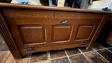 Mooie Dekenkist - 100x50x45cm beschikbaar voor biedingen