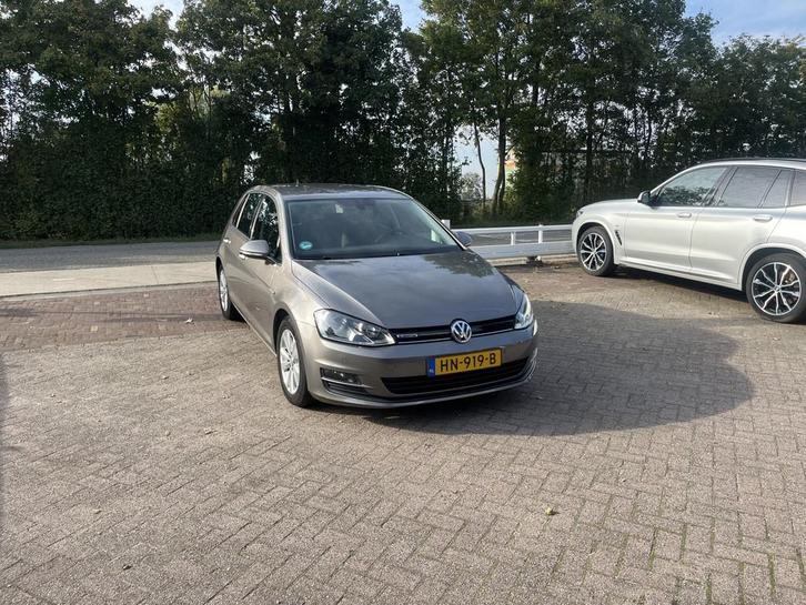 Volkswagen Golf 1.0 TSI Business Edition Connected TREKHAAK, Auto's, Volkswagen, Bedrijf, Te koop, Golf, ABS, Achteruitrijcamera