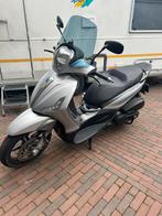 Beverly 350 2019, Scooter, Particulier, 350 cc, 12 t/m 35 kW