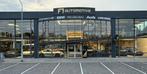 BMW 3-serie Touring 330e M Sport Pano|Trekhaak|HuD|360C|ACC, 1998 cc, Gebruikt, 4 cilinders, Hybride Elektrisch/Benzine