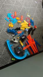 Heel veel hotwheels baanstukken plus elektrische lanceerder, Ophalen of Verzenden, Zo goed als nieuw, Elektrisch, Hot Wheels
