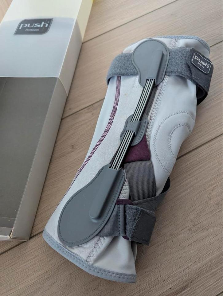 Zeer goede knie brace, zeer netjes, Diversen, Braces, Zo goed als nieuw, Ophalen of Verzenden