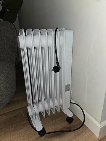 Oil radiator auronic wit olie verwarming winter warm kachel beschikbaar voor biedingen