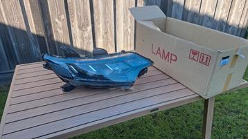 Mitsubishi outlander koplamp rechts 8301d332 beschikbaar voor biedingen