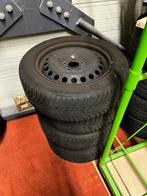 4x winterband met luxe wieldop maat 205/55R16, Ophalen, Gebruikt