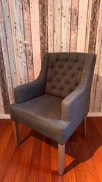 2 Stijlvolle Grijze Stoelen, Huis en Inrichting, Fauteuils, Minder dan 75 cm, Ophalen of Verzenden, Zo goed als nieuw, Stof
