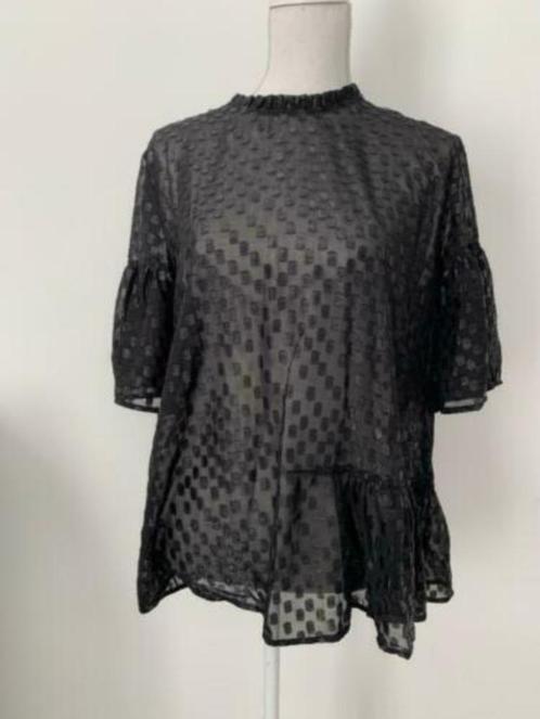 Zwarte mooie Top/ blouse maat 40!, Kleding | Dames, Tops, Zo goed als nieuw, Maat 38/40 (M), Zwart, Zonder mouw, Verzenden