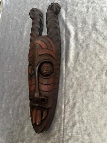 Mythisch Indonesisch/Balinees houten masker beschikbaar voor biedingen