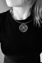 Boho Choker met Munthanger, Sieraden, Tassen en Uiterlijk, Kettingen, Bruin, Ophalen of Verzenden, Zo goed als nieuw, Overige materialen