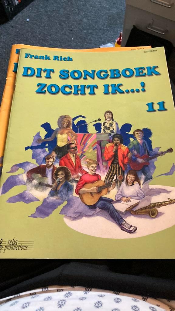 Bladmuziek keyboard, piano & Accordeon & Guitar, Muziek en Instrumenten, Bladmuziek, Gebruikt, Overige soorten, Populair, Gitaar