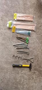 Diverse tentharingen + hamer, Ophalen of Verzenden, Gebruikt