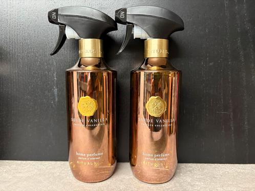 Rituals of Suede Vanilla huisspray 400ml, Sieraden, Tassen en Uiterlijk, Uiterlijk | Parfum, Zo goed als nieuw, Ophalen of Verzenden