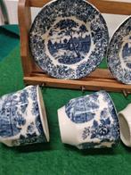 Kop en schotels met muur rek, Ophalen of Verzenden, 'T Olde Gre-j, Info@toldegrej.nl, Endepoelstraat 20f Didam