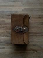Bijbel 1867 met zilveren sluiting oude en nieuwe testament, Antiek en Kunst, Antiek | Boeken en Bijbels, Ophalen of Verzenden