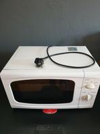Magnetron  800 watt wla, Caravans en Kamperen, Kampeeraccessoires, Ophalen, Zo goed als nieuw