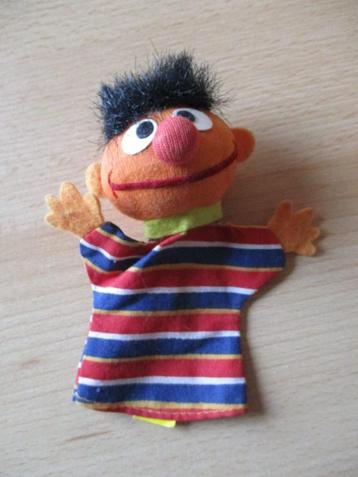 Sesamstraat Ernie stoffen vingerpoppetje, hard hoofd 11cm beschikbaar voor biedingen