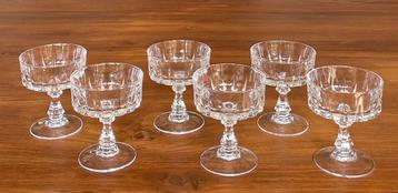 6 Cristal d’Arques Louvre likeurglazen beschikbaar voor biedingen