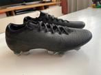 Nike mercurial voetbalschoenen ijzeren noppen maat 40, Ophalen of Verzenden, Zo goed als nieuw, Schoenen