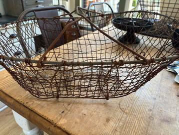 Hele oude plukmand beschikbaar voor biedingen