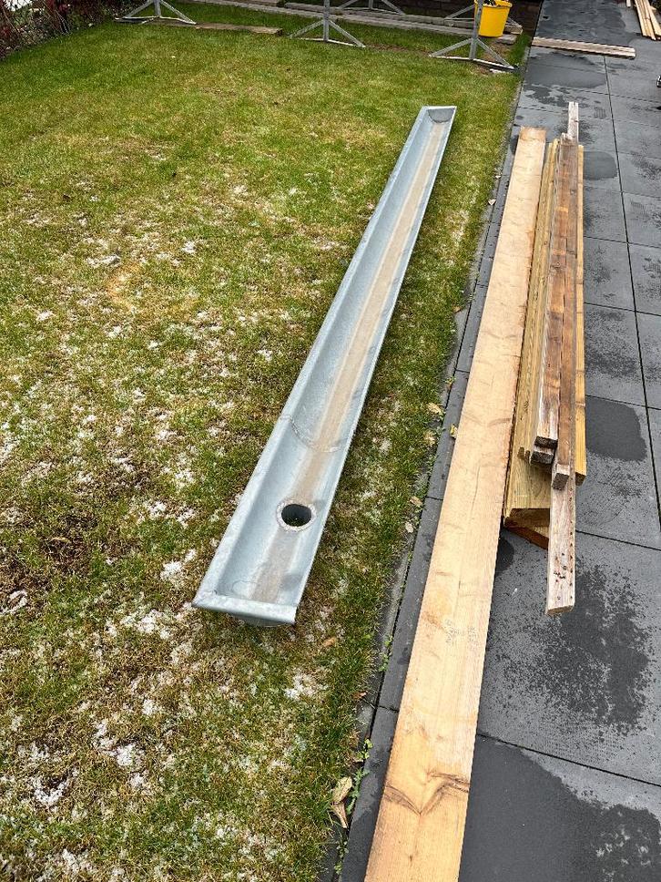 Zinken mastgoot, Doe-het-zelf en Verbouw, Dakpannen en Dakbedekking, Gebruikt, Overige typen, Metaal, Grijs, Minder dan 5 m², Ophalen