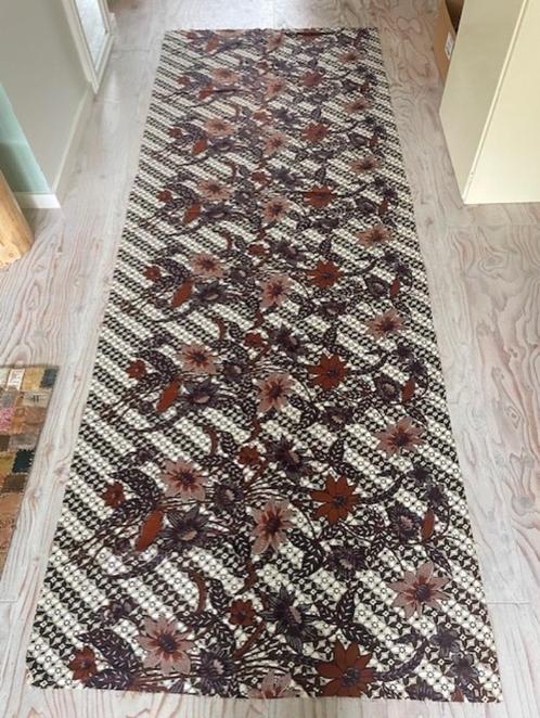 Lap stof uit Indonesie batik nieuw sarong stof, Hobby en Vrije tijd, Stoffen en Lappen, Nieuw, Katoen, 120 cm of meer, 200 cm of meer