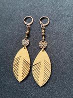 Leuke oorbellrn - met leer, Sieraden, Tassen en Uiterlijk, Oorbellen, Ophalen of Verzenden, Overige materialen