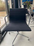 Vitra EA 108 Lounge Fauteuil - Charles & Ray Eames, Huis en Inrichting, Bureaustoelen, Ophalen of Verzenden, Zo goed als nieuw