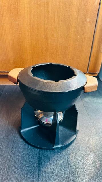 Gebruikt > Le Creuset gietijzeren Fonduepan Zwart Hout beschikbaar voor biedingen