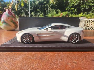 1:18 Aston martin one 77, Frontiart, No 87-200 beschikbaar voor biedingen