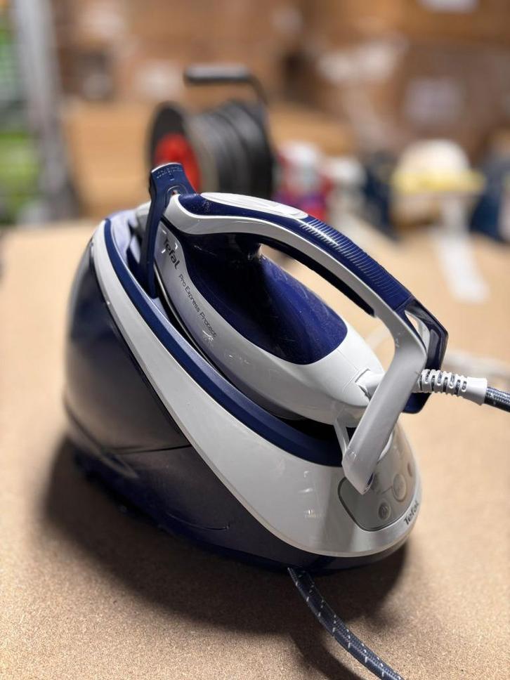 Tefal Express Protect GV9221 - Stoomgenerator 2600W DLS18521, Witgoed en Apparatuur, Strijkijzers en Strijkplanken, Nieuw, Strijkijzer met snoer