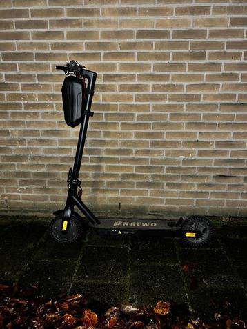 Elektrische Step (Werkt niet 100%) MOET WEG beschikbaar voor biedingen