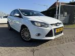 Ford Focus 1.6 150PK EcoBoost TITANIUM NAVI/CLIMATE/AUTO PAR, Gebruikt, 4 cilinders, 150 pk, Wit