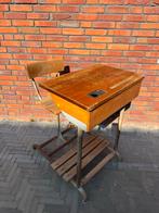 Vintage Kinderbureau, Huis en Inrichting, Bureaus, Ophalen, Gebruikt