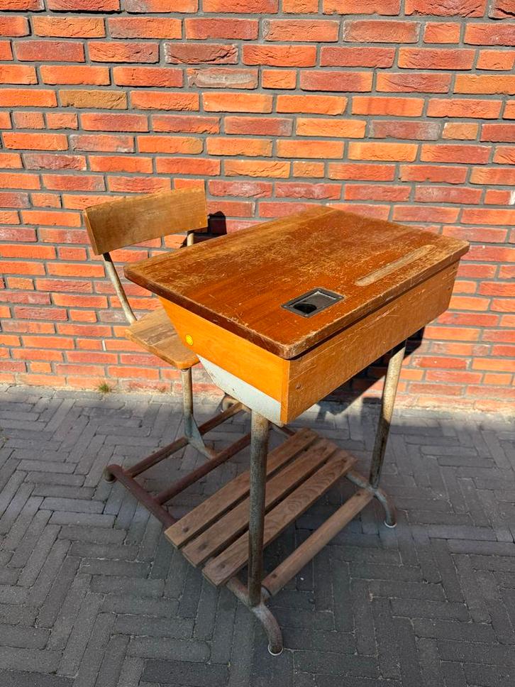 Vintage Kinderbureau, Huis en Inrichting, Bureaus, Gebruikt, Ophalen