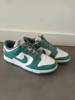 Gloednieuwe Nike dunks, Kleding | Heren, Schoenen, Ophalen of Verzenden, Zo goed als nieuw, Blauw
