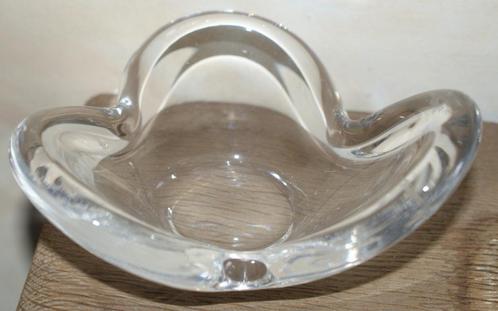 Bloemkronig asbak of beker in kristal *** ALS NIEUW **, Antiek en Kunst, Antiek | Glas en Kristal, Ophalen of Verzenden