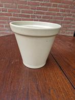 bloempot creme geel, Tuin en Terras, Bloempotten, Ophalen of Verzenden, 'T Olde Gre-j, Info@toldegrej.nl, Endepoelstraat 20f Didam