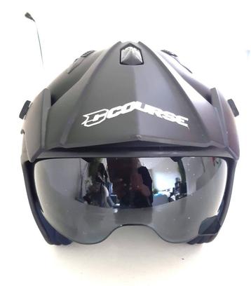 Motorhelm  beschikbaar voor biedingen