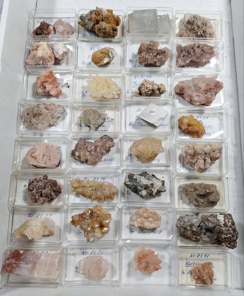 35x CALCIET!, Verzamelen, Mineralen en Fossielen, Mineraal, Ophalen of Verzenden