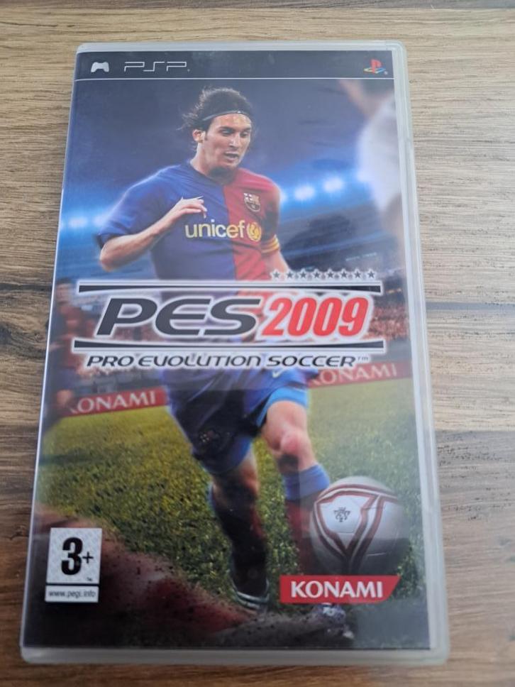 Pro Evolution Soccer (PES) 2009 Playstation Portable CIB, Spelcomputers en Games, Games | Sony PlayStation Portable, Zo goed als nieuw